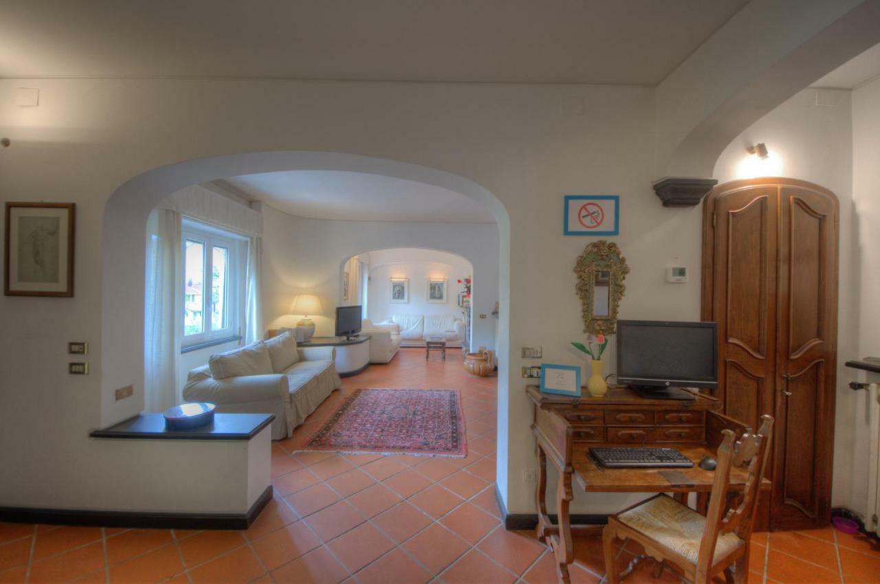 Appartamento In Villa A 5 Km Dal Mare Albisola Superiore Exterior photo