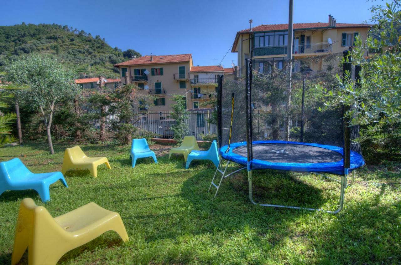 Appartamento In Villa A 5 Km Dal Mare Albisola Superiore Exterior photo