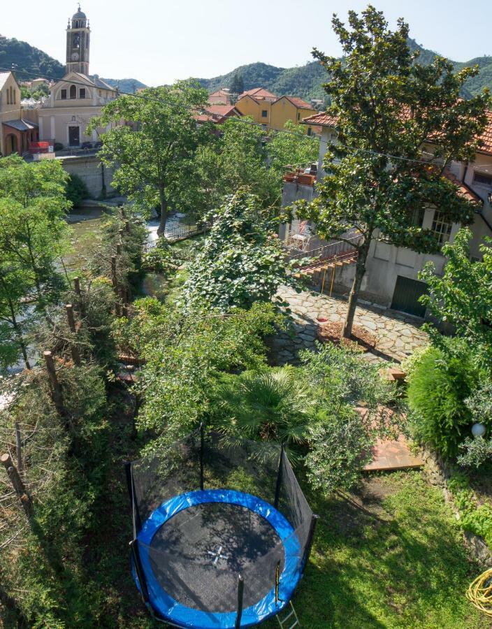 Appartamento In Villa A 5 Km Dal Mare Albisola Superiore Exterior photo