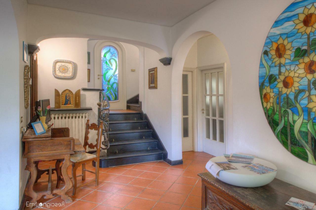 Appartamento In Villa A 5 Km Dal Mare Albisola Superiore Exterior photo