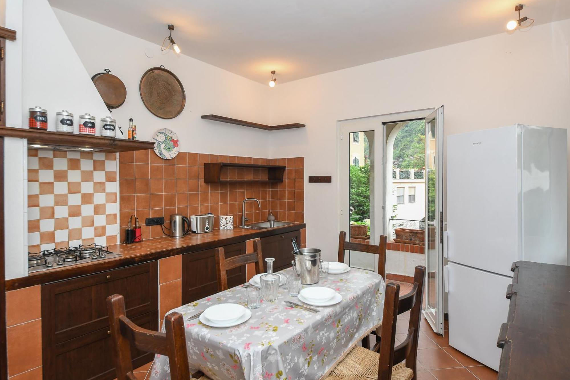 Appartamento In Villa A 5 Km Dal Mare Albisola Superiore Exterior photo