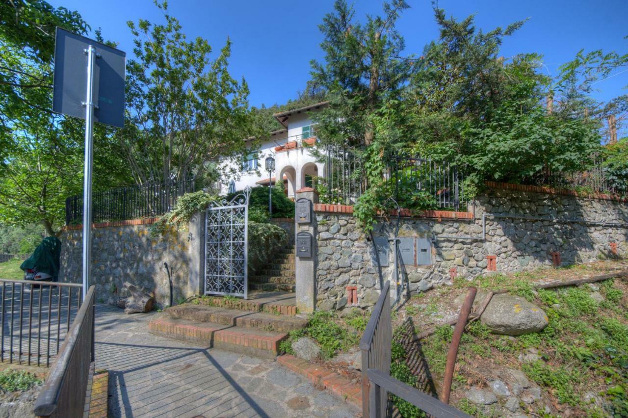 Appartamento In Villa A 5 Km Dal Mare Albisola Superiore Exterior photo